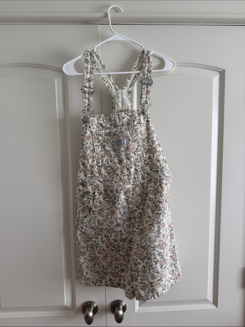 Levi’s Vintage Women’s Shortalls in White Tapestry Size S
